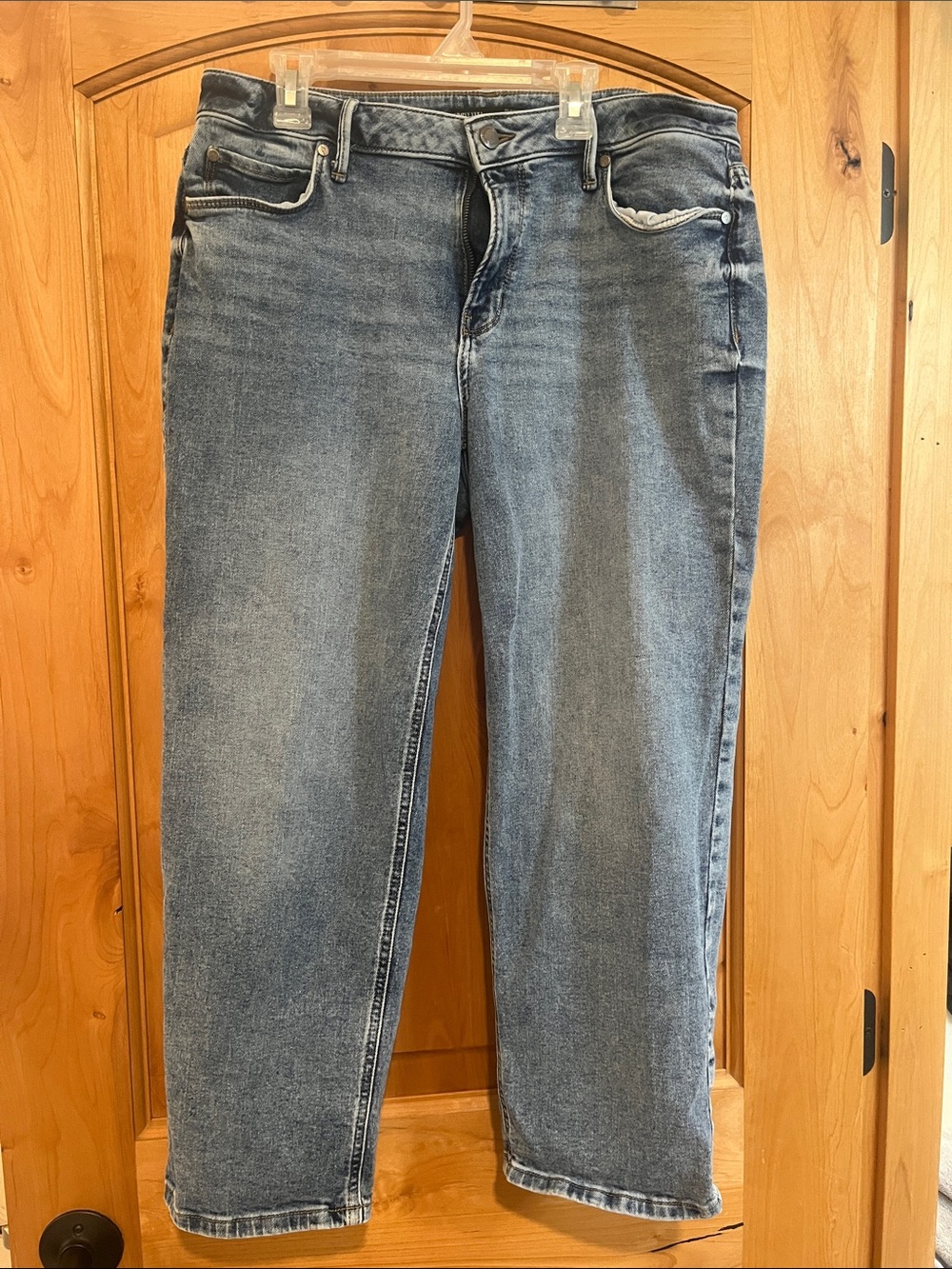 Vera Wang Classic Straight Leg Jeans - Medium Wash Blue